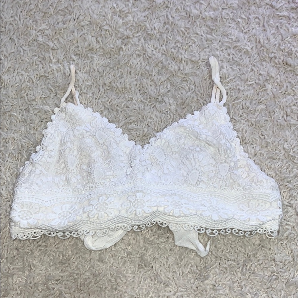 Double Zero Brand Floral Lace Crop Top